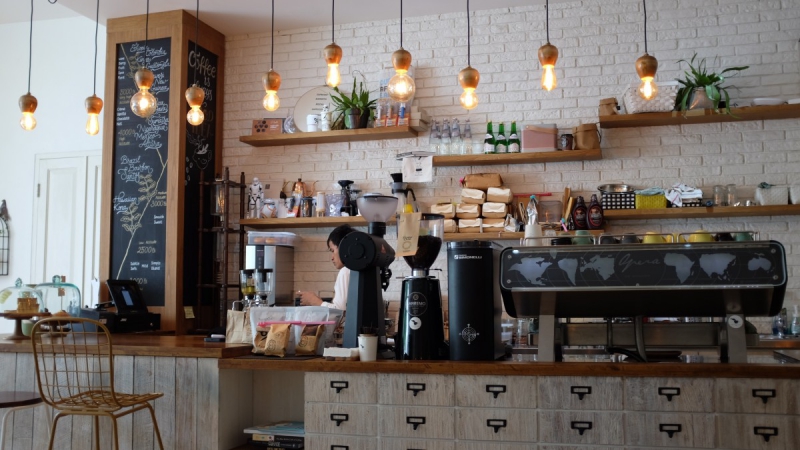 ecommerce-MOULINET-min_coffee_shop_light_cafe_coffee_shop-32620